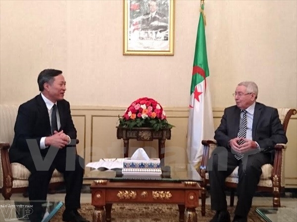 Алжир высоко оценивает достижения Вьетнама в развитии страны